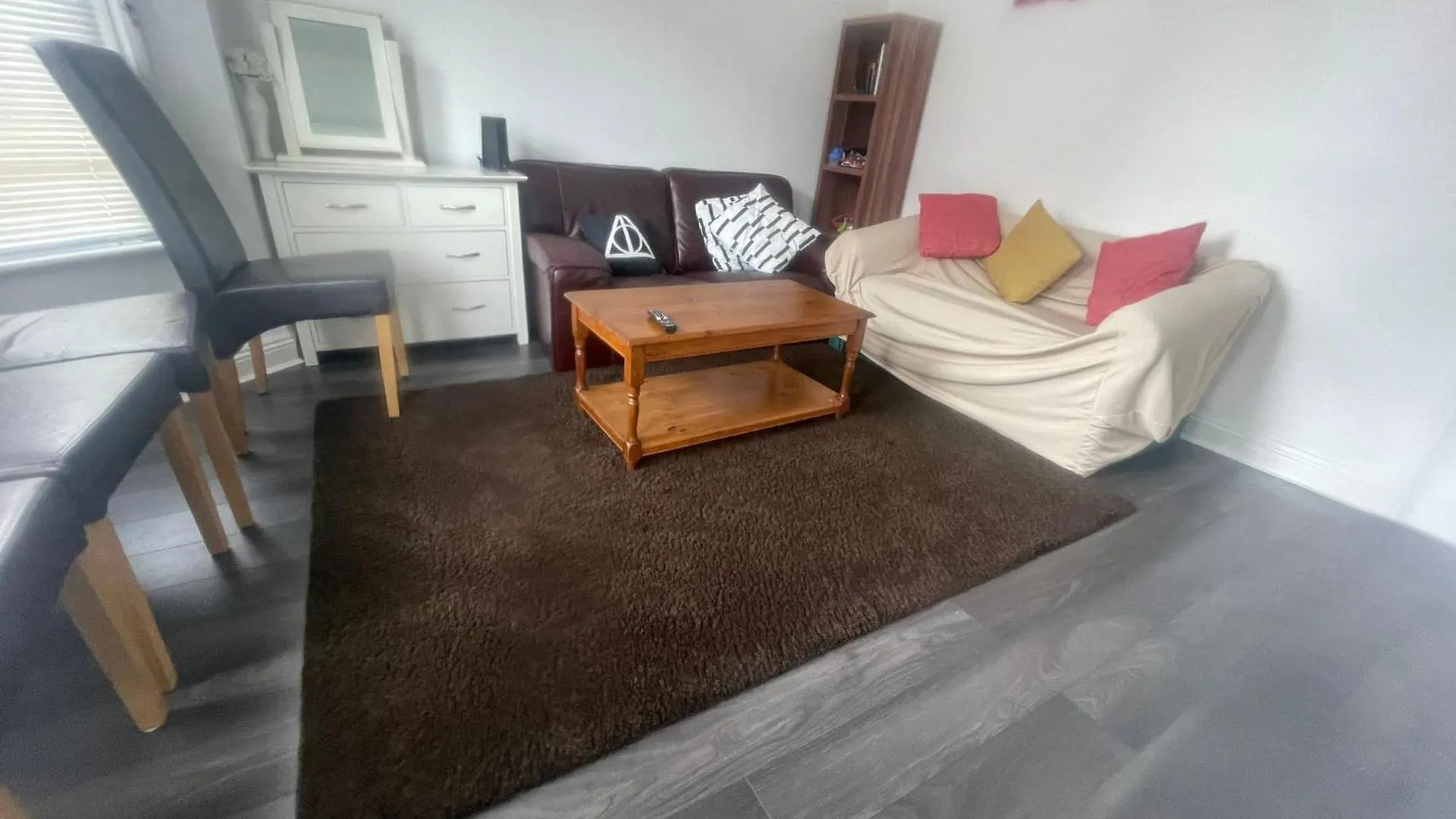 Holiday home 4 Bedroom House 10 Mins Walk To The Beach And Less Than A Mile From Bournemouth Main Station
